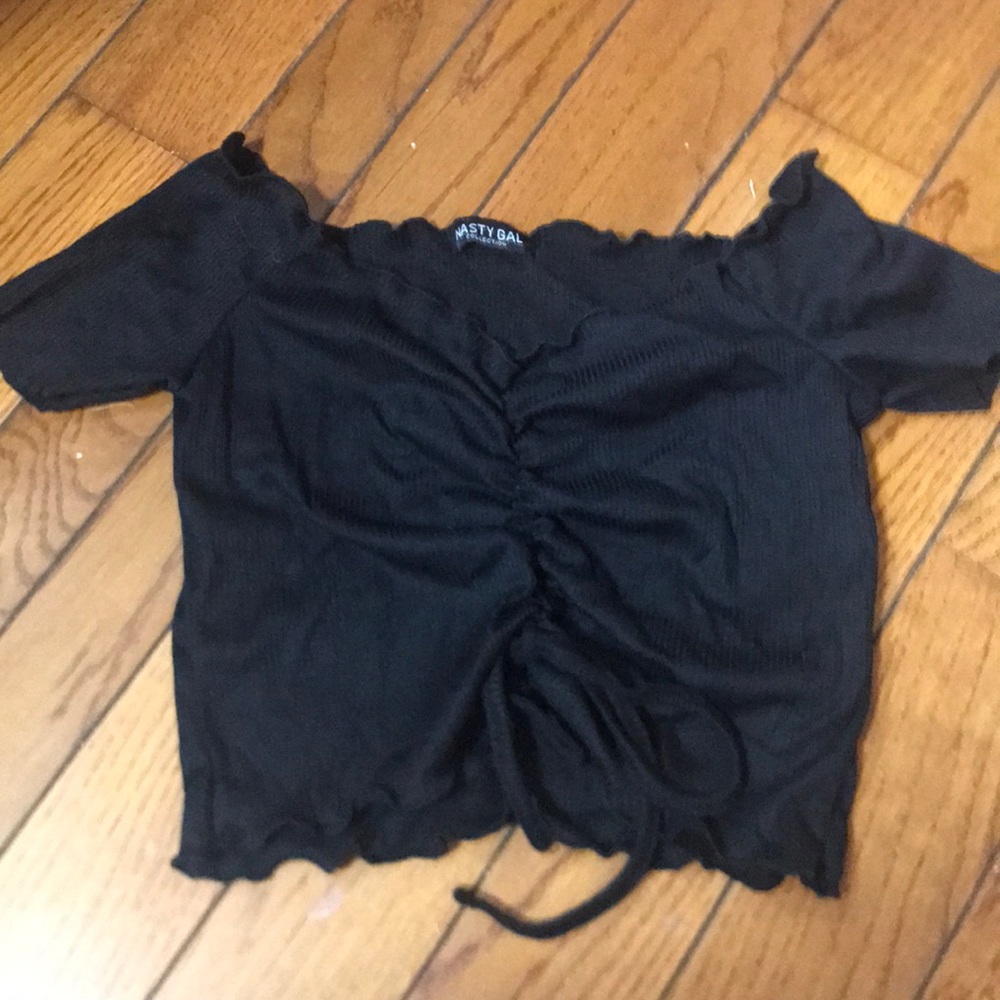 Runched black cropped top